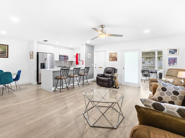 1022 Circle Drive A, Delray Beach FL 33445