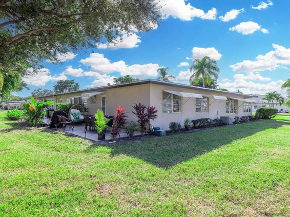 1022 Circle Drive A, Delray Beach FL 33445