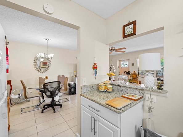 213 Cambridge I, West Palm Beach FL 33417