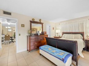 213 Cambridge I, West Palm Beach FL 33417