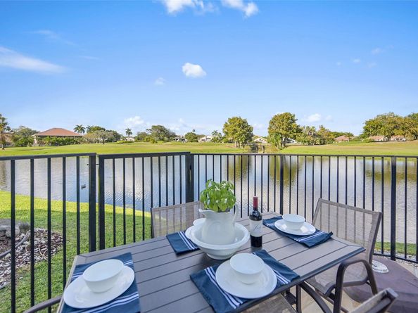 12601 Eagle Trace Blvd, Coral Springs FL 33071