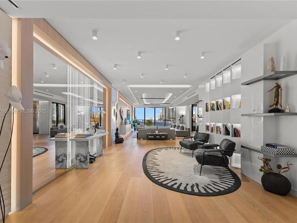 6800 Fisher Island Drive 6842, Miami Beach FL 33109