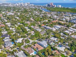 2500 NE 14th St, Fort Lauderdale FL 33304