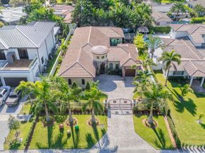 2500 NE 14th St, Fort Lauderdale FL 33304