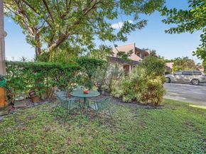 16 Toledo Ct 338, Davie FL 33324