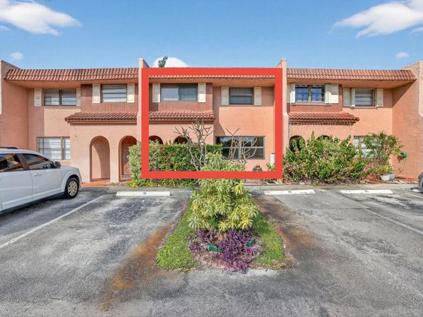 16 Toledo Ct 338, Davie FL 33324