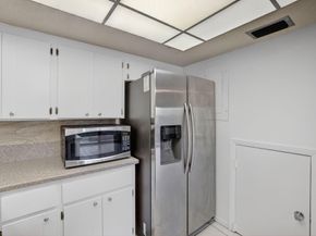 16 Toledo Ct 338, Davie FL 33324