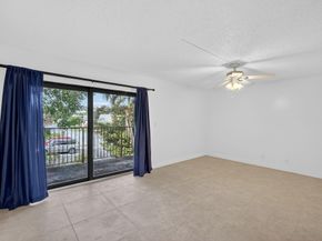 16 Toledo Ct 338, Davie FL 33324