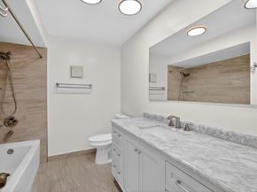 16 Toledo Ct 338, Davie FL 33324