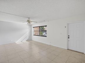 16 Toledo Ct 338, Davie FL 33324