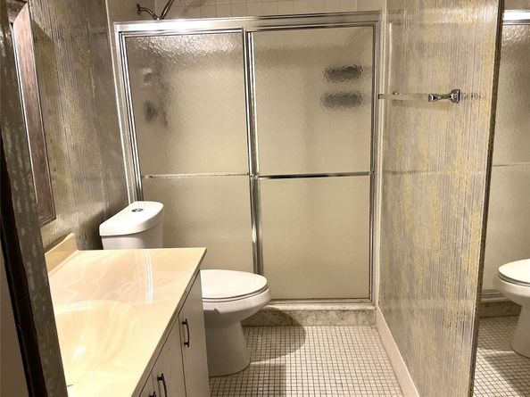 2303 Lucaya Ln F3, Coconut Creek FL 33066