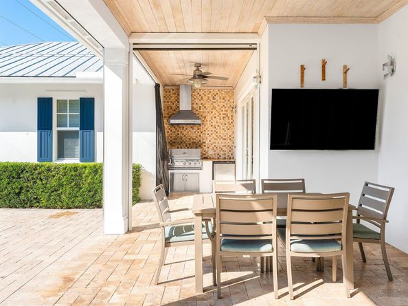 114 NW 16th Street, Delray Beach FL 33444