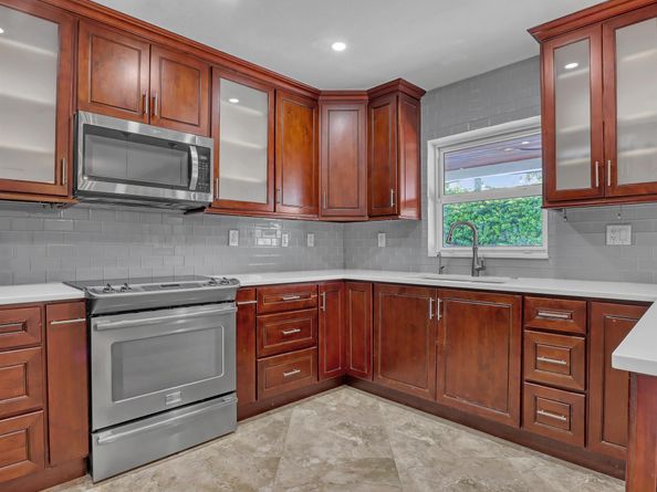 1298 NW 4th Street, Boca Raton FL 33486