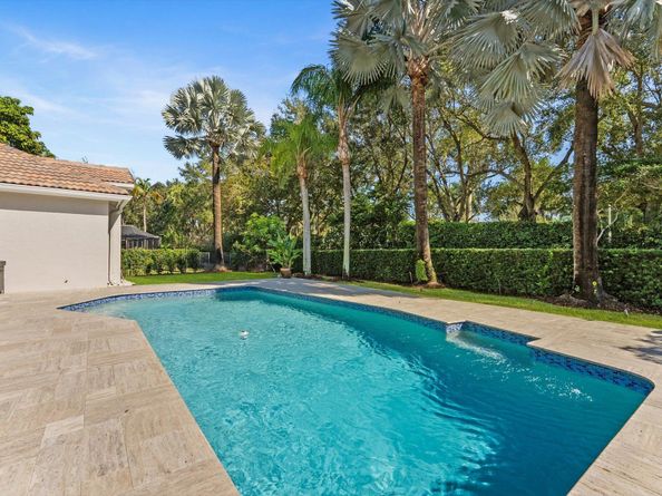 1290 Manor Court, Weston FL 33326