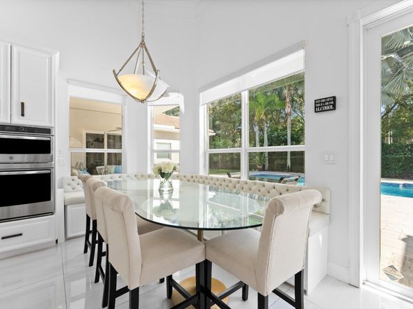 1290 Manor Court, Weston FL 33326