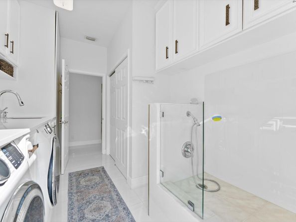 1290 Manor Court, Weston FL 33326