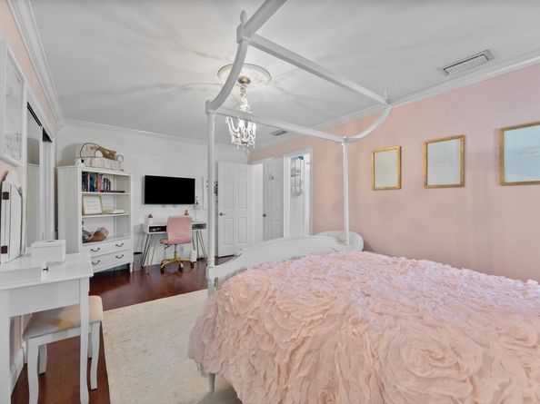 1290 Manor Court, Weston FL 33326