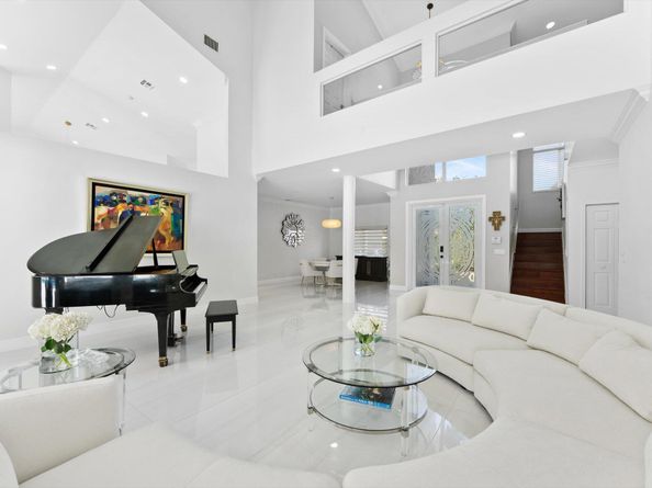 1290 Manor Court, Weston FL 33326