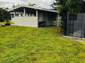 802 Royal Palm Beach Boulevard, Royal Palm Beach FL 33411