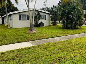 802 Royal Palm Beach Boulevard, Royal Palm Beach FL 33411