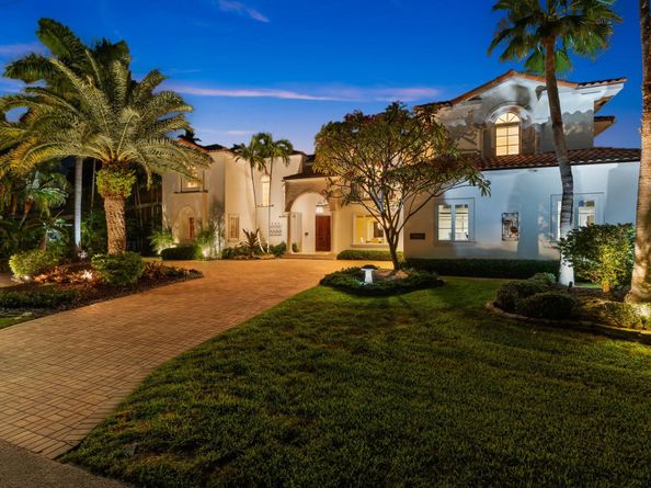 2890 NE 27th St, Fort Lauderdale FL 33306