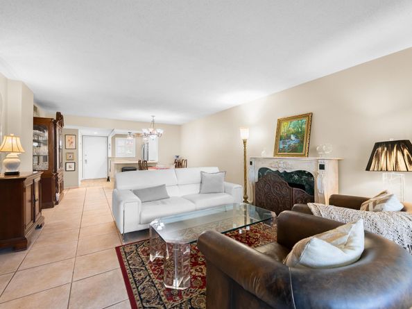 5900 NE 7th Avenue 106n, Boca Raton FL 33487