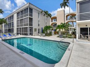 5900 NE 7th Avenue 106n, Boca Raton FL 33487