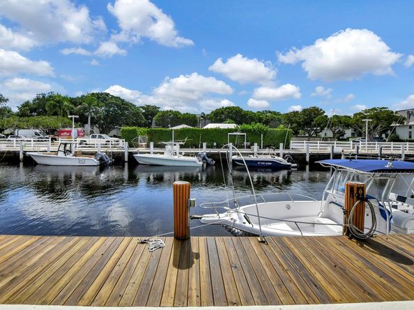 5900 NE 7th Avenue 106n, Boca Raton FL 33487