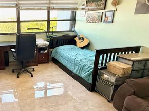 5600 N Flagler Drive 401, West Palm Beach FL 33407