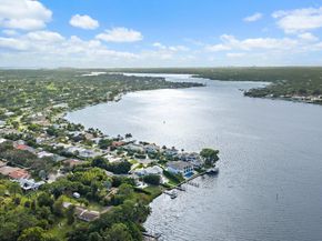 348 River Drive, Tequesta FL 33469