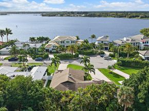 348 River Drive, Tequesta FL 33469