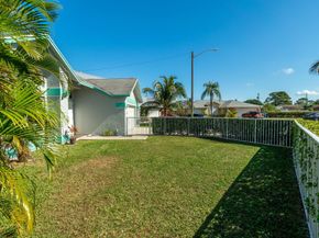 1325 Palermo Way, Lantana FL 33462