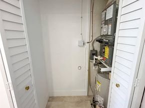 4800 Bayview Dr 503, Fort Lauderdale FL 33308