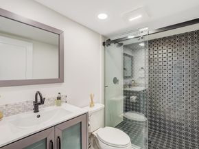 1660 Twelve Oaks Way 101 & 50 Ft. Dock & 30k L, North Palm Beach FL 33408