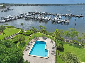 1660 Twelve Oaks Way 101 & 50 Ft. Dock & 30k L, North Palm Beach FL 33408