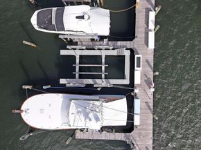 1660 Twelve Oaks Way 101 & 50 Ft. Dock & 30k L, North Palm Beach FL 33408