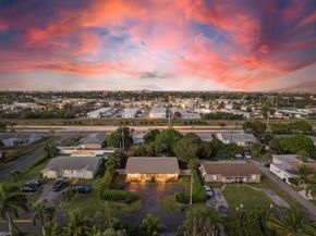 2631 NE 2nd Avenue, Boca Raton FL 33431