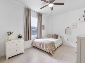 8211 NW 74th Ave, Tamarac FL 33321