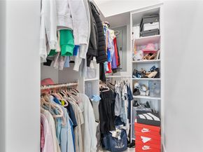 8211 NW 74th Ave, Tamarac FL 33321