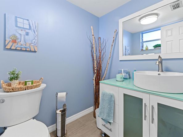 3990 NW 42nd Avenue 108, Lauderdale Lakes FL 33319