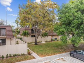 7520 75th Way, West Palm Beach FL 33407