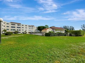 6768 10th Avenue N 113, Lake Worth FL 33467