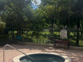 900 NE 195th St 314, Miami FL 33179