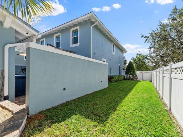 1077 N Prescott Drive, Jupiter FL 33458