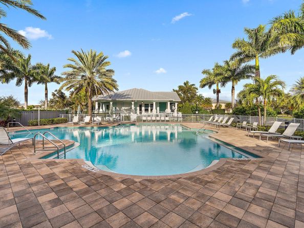 1077 N Prescott Drive, Jupiter FL 33458