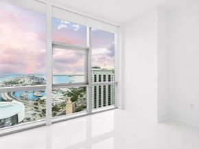 851 NE 1st Avenue 4111, Miami FL 33132