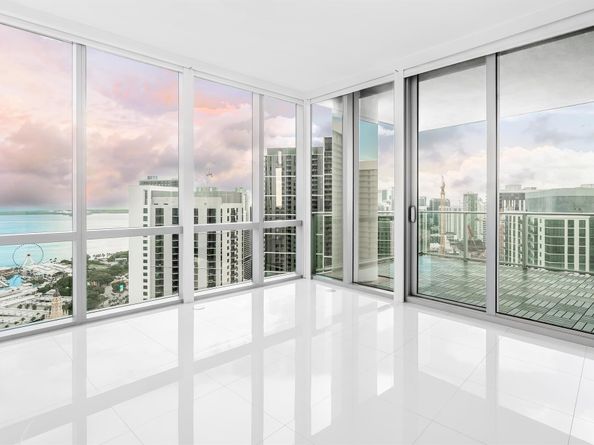 851 NE 1st Avenue 4111, Miami FL 33132