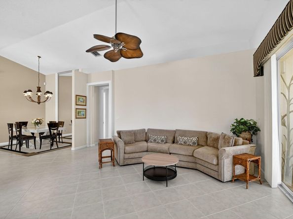 2325 Sapphire Circle, West Palm Beach FL 33411