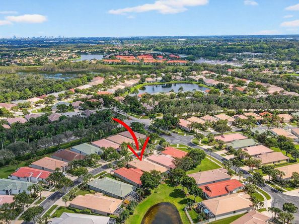 2325 Sapphire Circle, West Palm Beach FL 33411