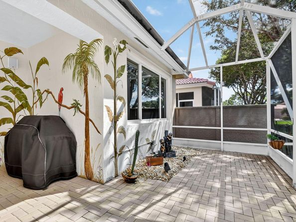2325 Sapphire Circle, West Palm Beach FL 33411